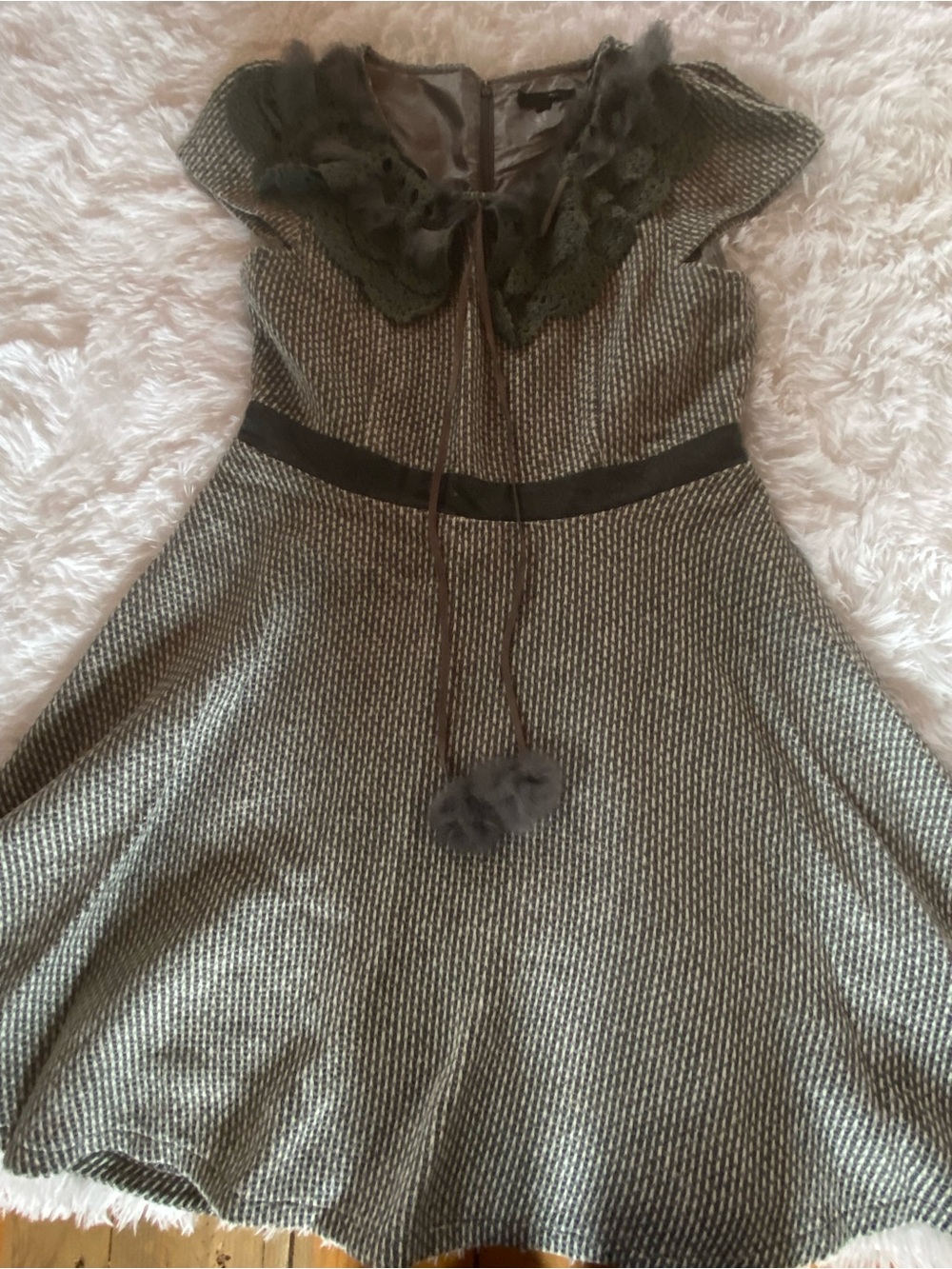 Ryu Dark Gray Textured Fit-and-Flare Dress with Lace Collar